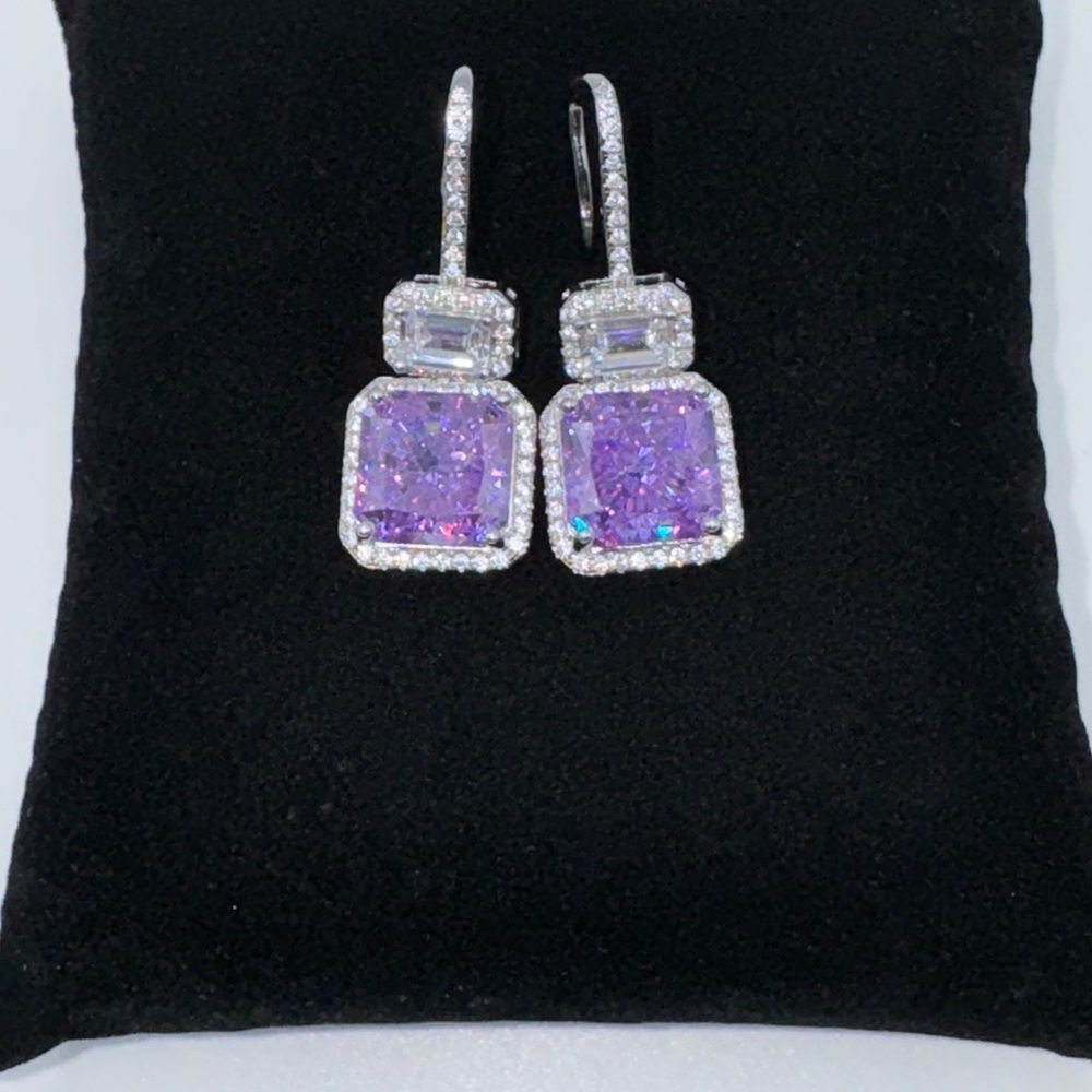 14k 4ct Kunzite Earrings - Picture 7 of 9
